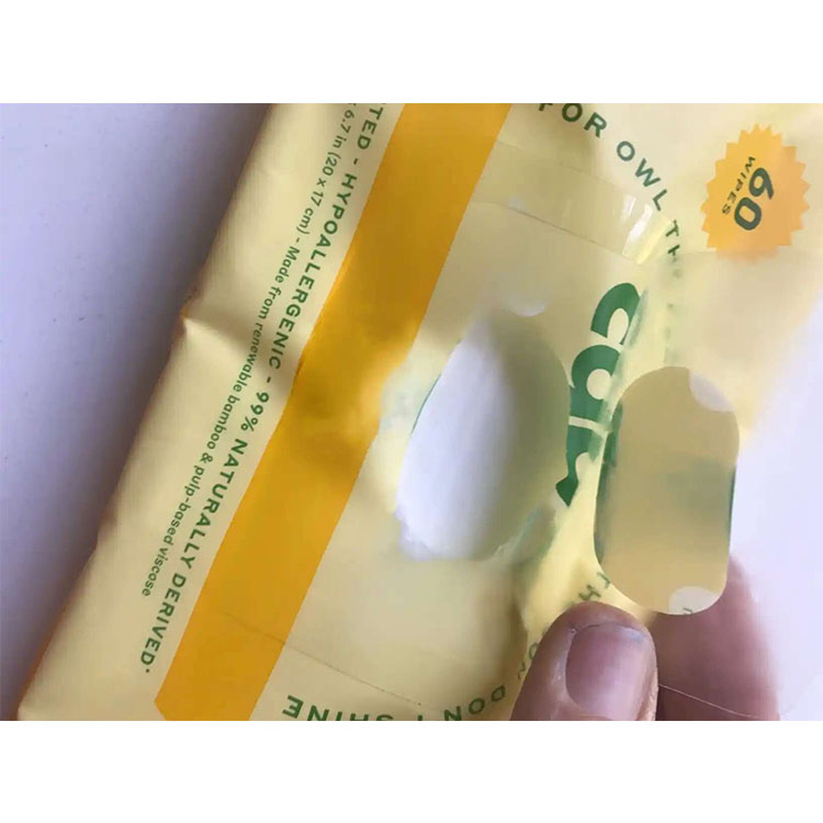Fragranced vs Fragrance-Free Adult Wipes How Buyers Should Decide