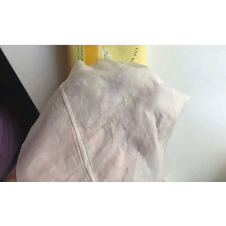 Fragranced vs Fragrance-Free Adult Wipes How Buyers Should Decide