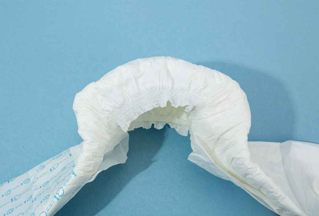 How Leak Guards, Leg Cuffs, and Waist Design Reduce Side Leakage